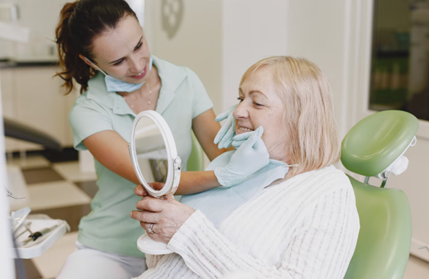  Navigating Dental Care as You Age: A Guide for Seniors